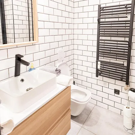 Exclusive Next To The Gellert Hill Appartamento Budapest